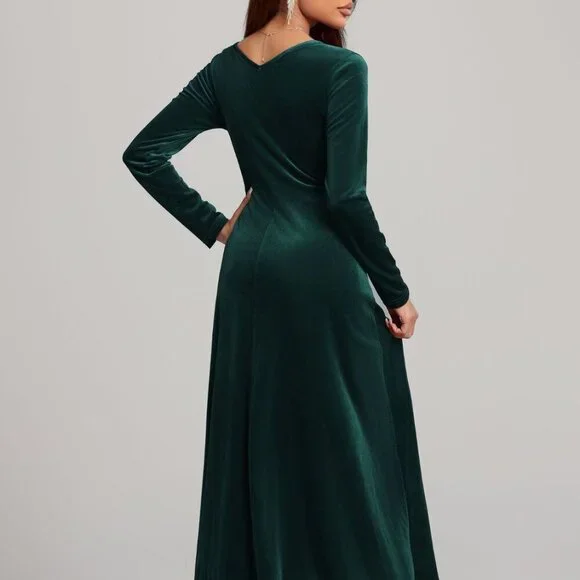 Square Neck Long Sleeve Velvet Dress - Picture 7 of 9